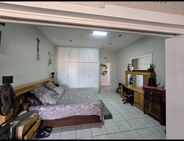 2HA FARM FOR SALE IN MANTEVREDE